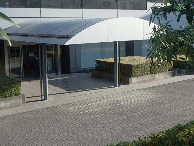 日土地原町ビル（新館）エントランス①