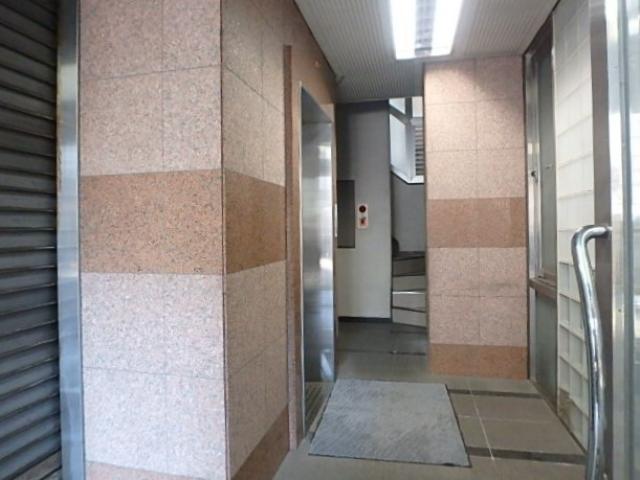 ホール①
