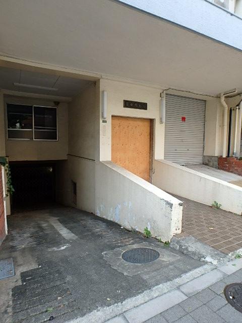 エントランス②