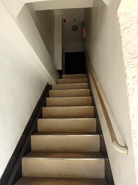 ホール①