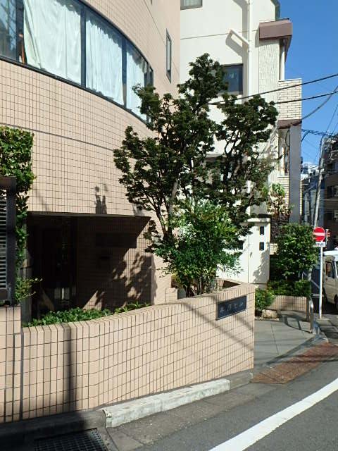 エントランス②