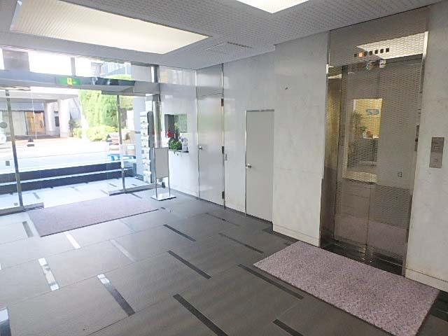 ホール②