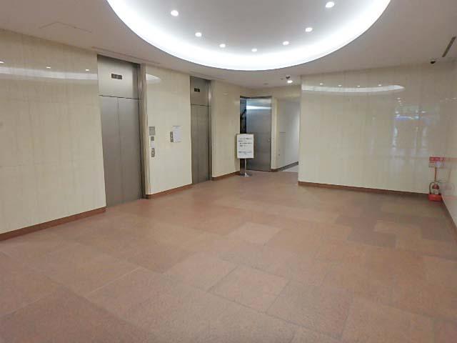 ホール②