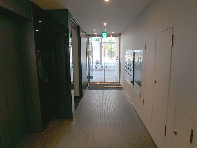 エキニア池袋ホール③