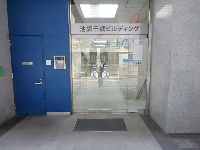エントランス②