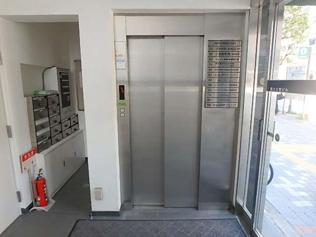 ホール②