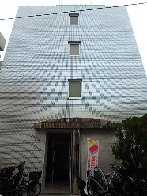 エヌエスティービル外観②