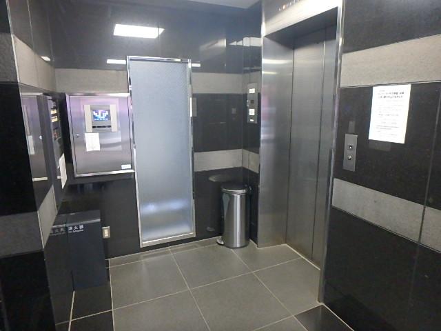 ホール②