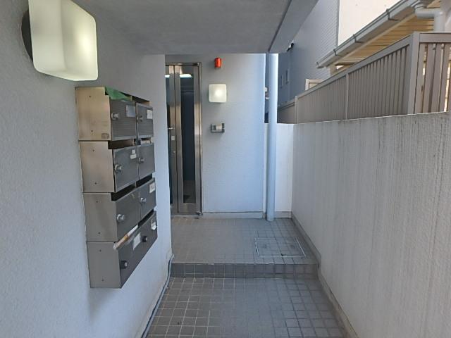 エントランス②