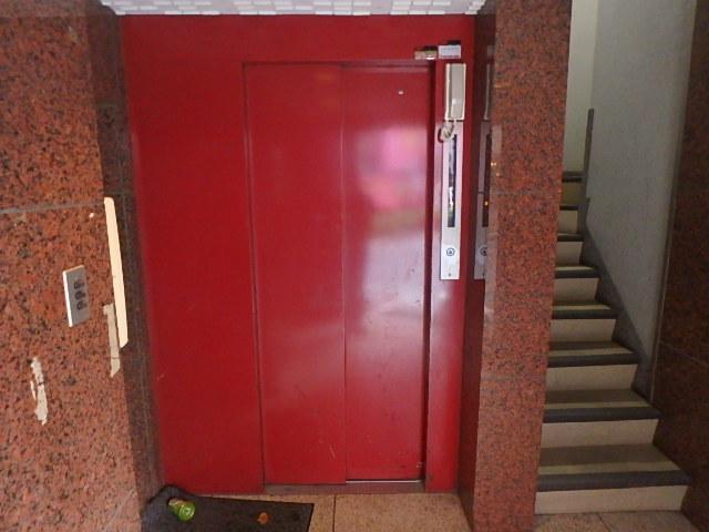 ホール②