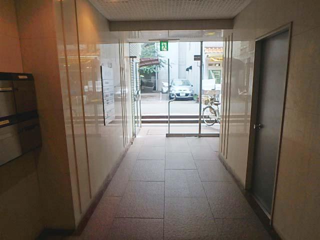 ホール③