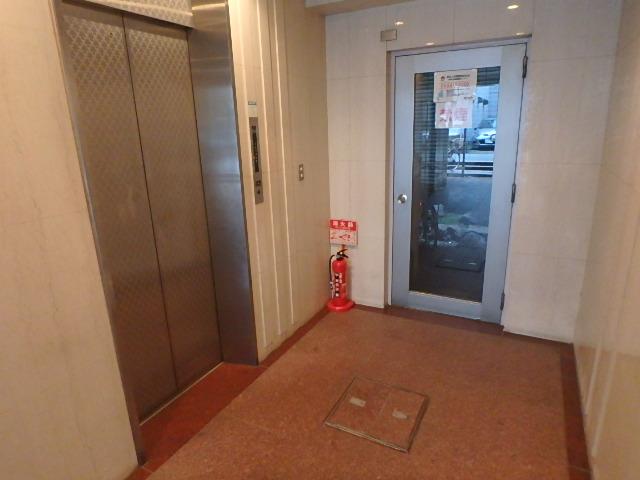 ホール②