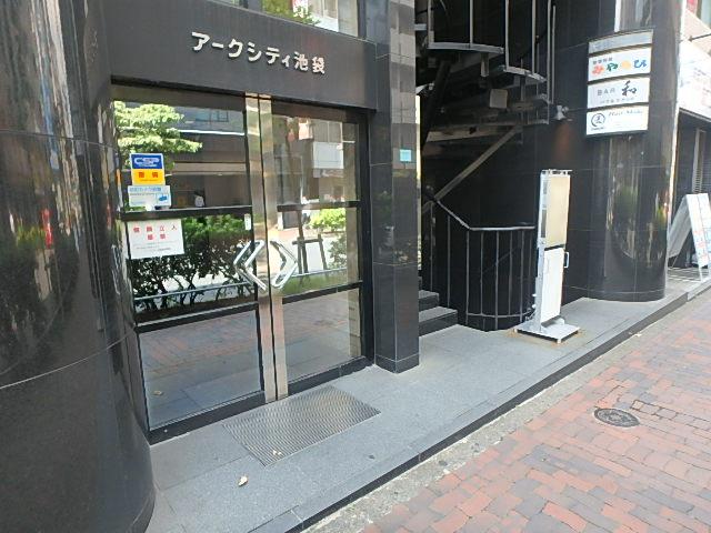 エントランス①