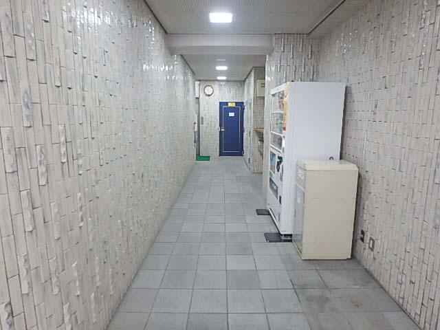 東池袋織本ビルホール①