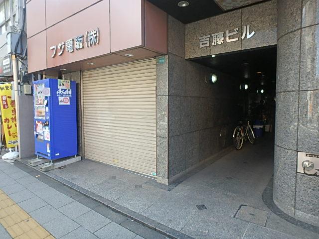 エントランス①