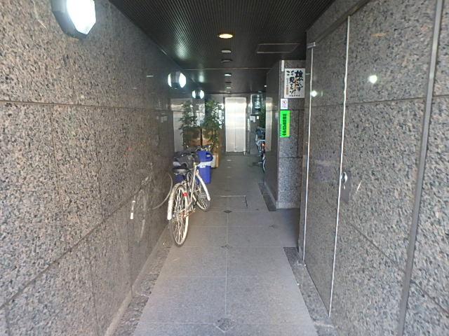 ホール①