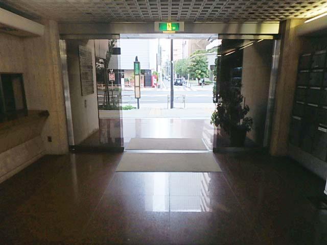 ホール③