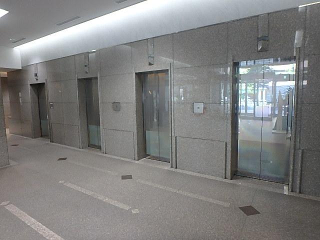 ホール②