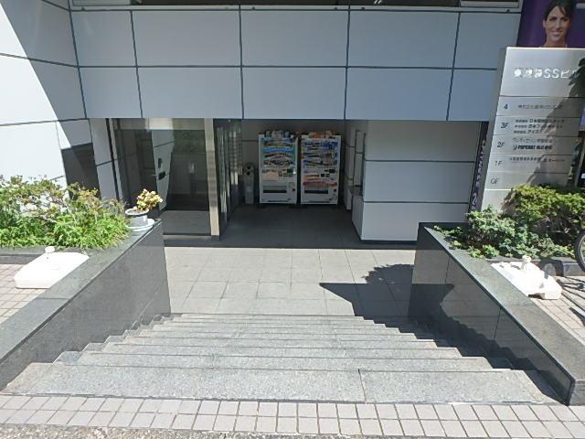 エントランス②