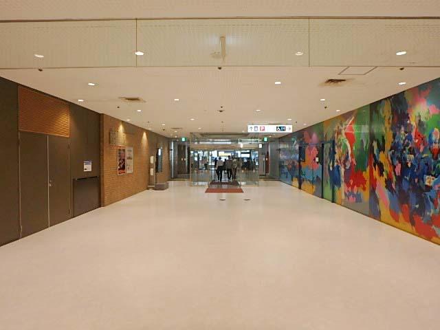 ホール②