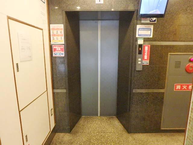 ホール②