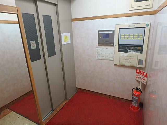 ホール②