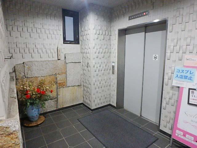 ホール③