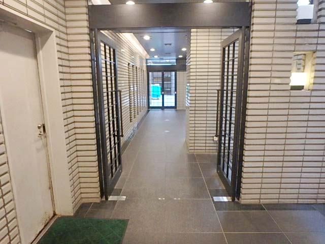 ホール⑤