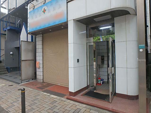 エントランス①