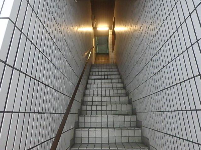 ホール②