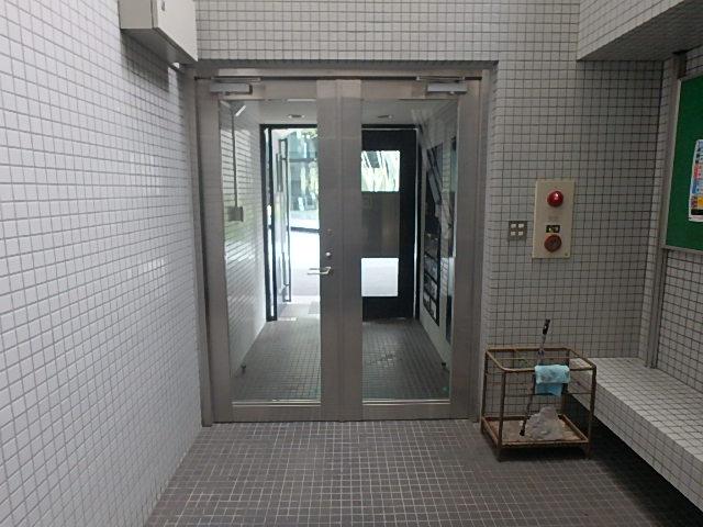 ホール③