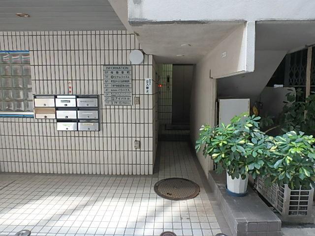 エントランス②