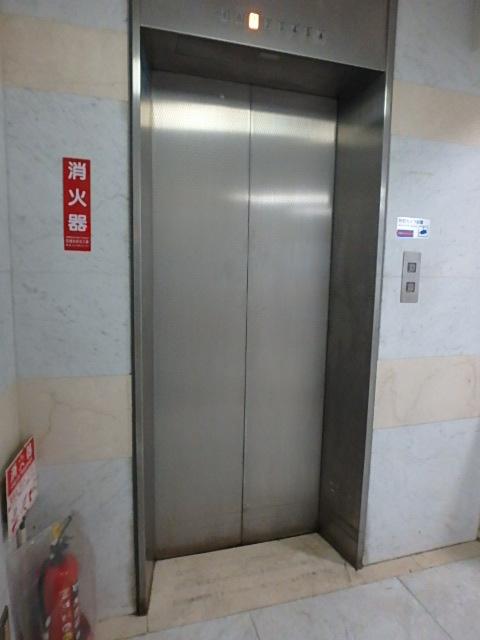 ホール③