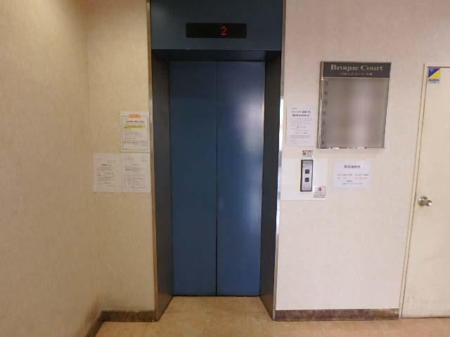 ホール②