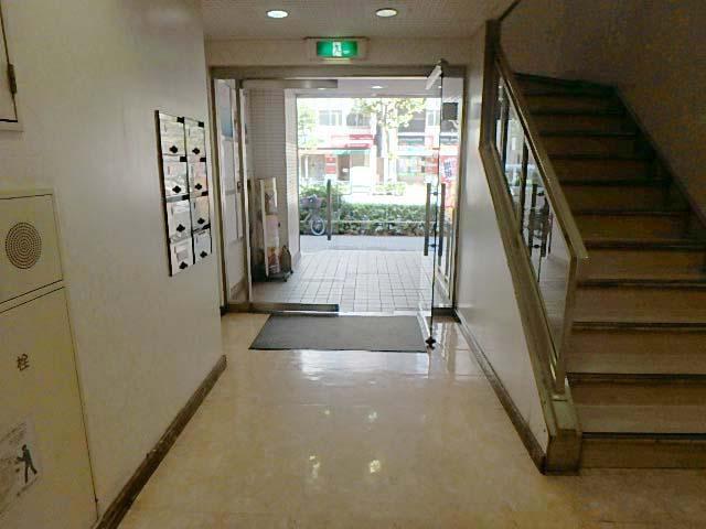 ホール③