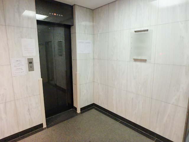 ホール②