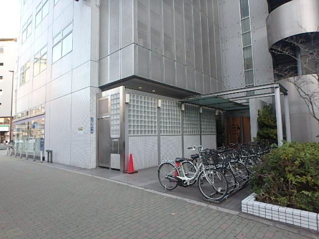 エントランス①