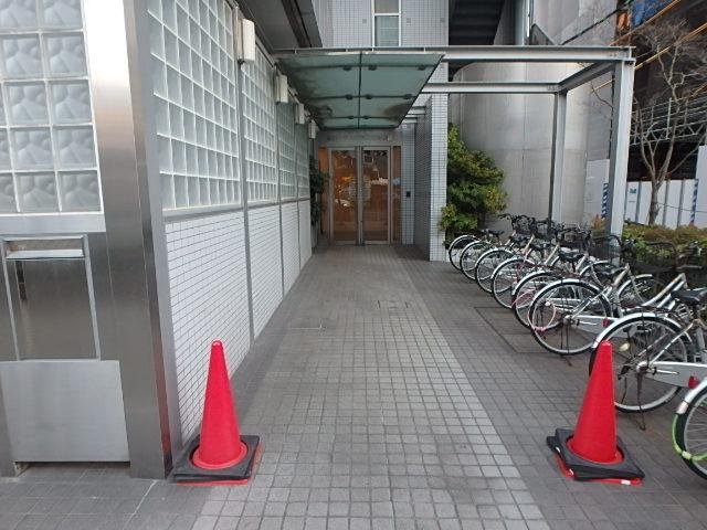 エントランス②