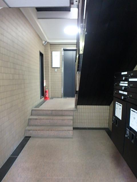 ホール①