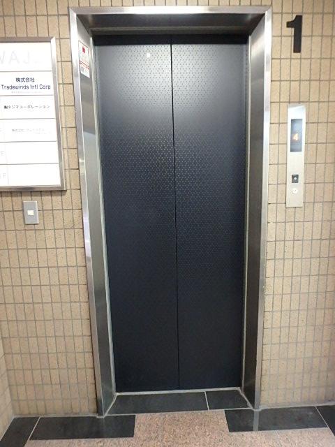 ホール③