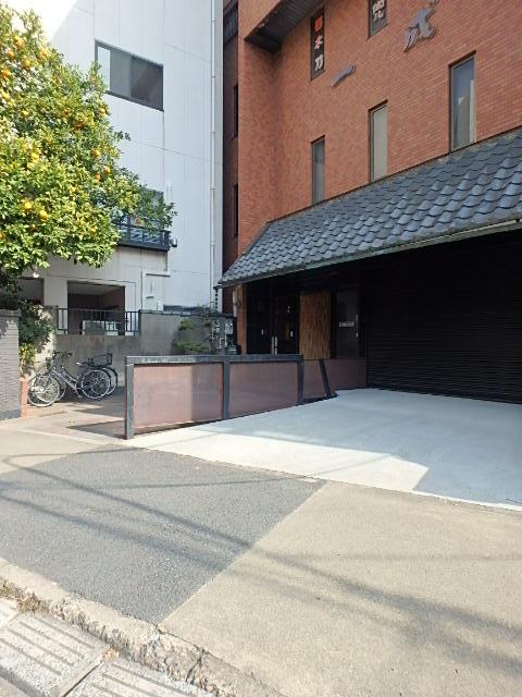 エントランス①
