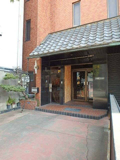 エントランス③