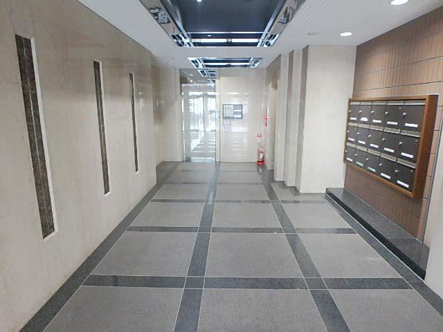 ホール①
