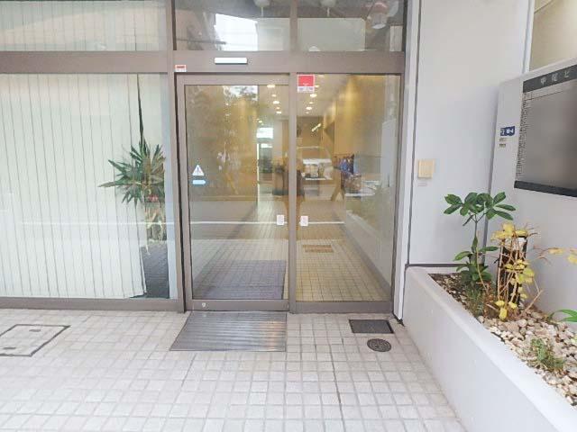 中尾ビルエントランス②