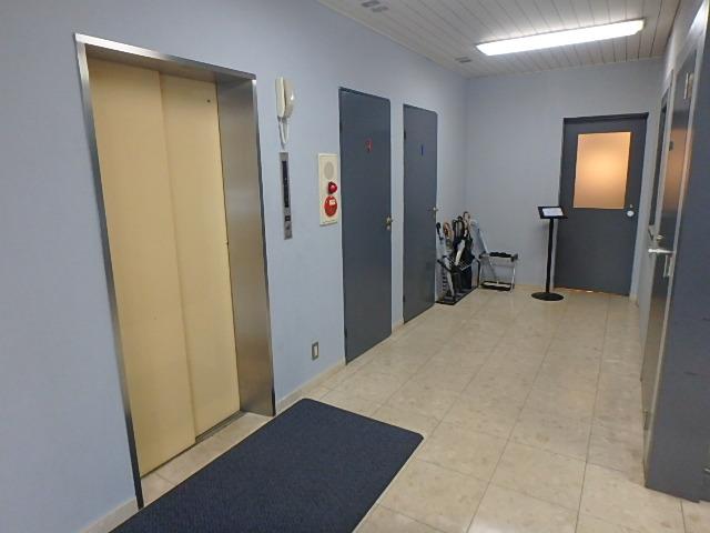 ホール②