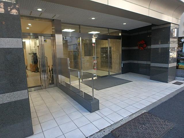 鈴房ビルエントランス③