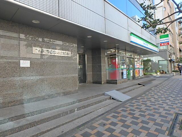 エントランス①