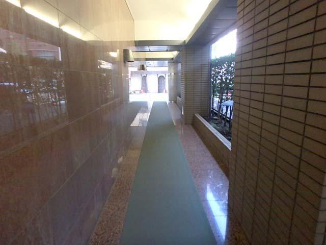 ホール③