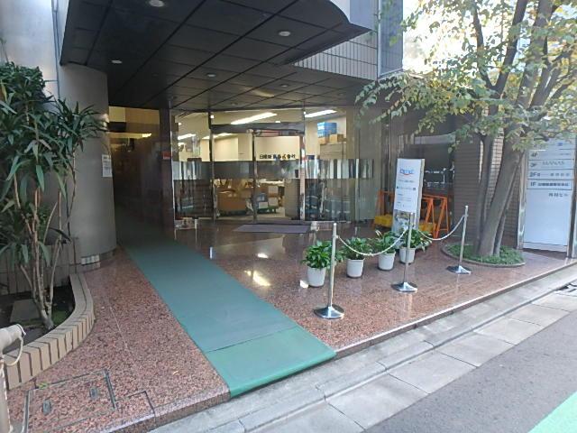 エントランス①