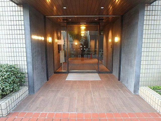 エントランス②